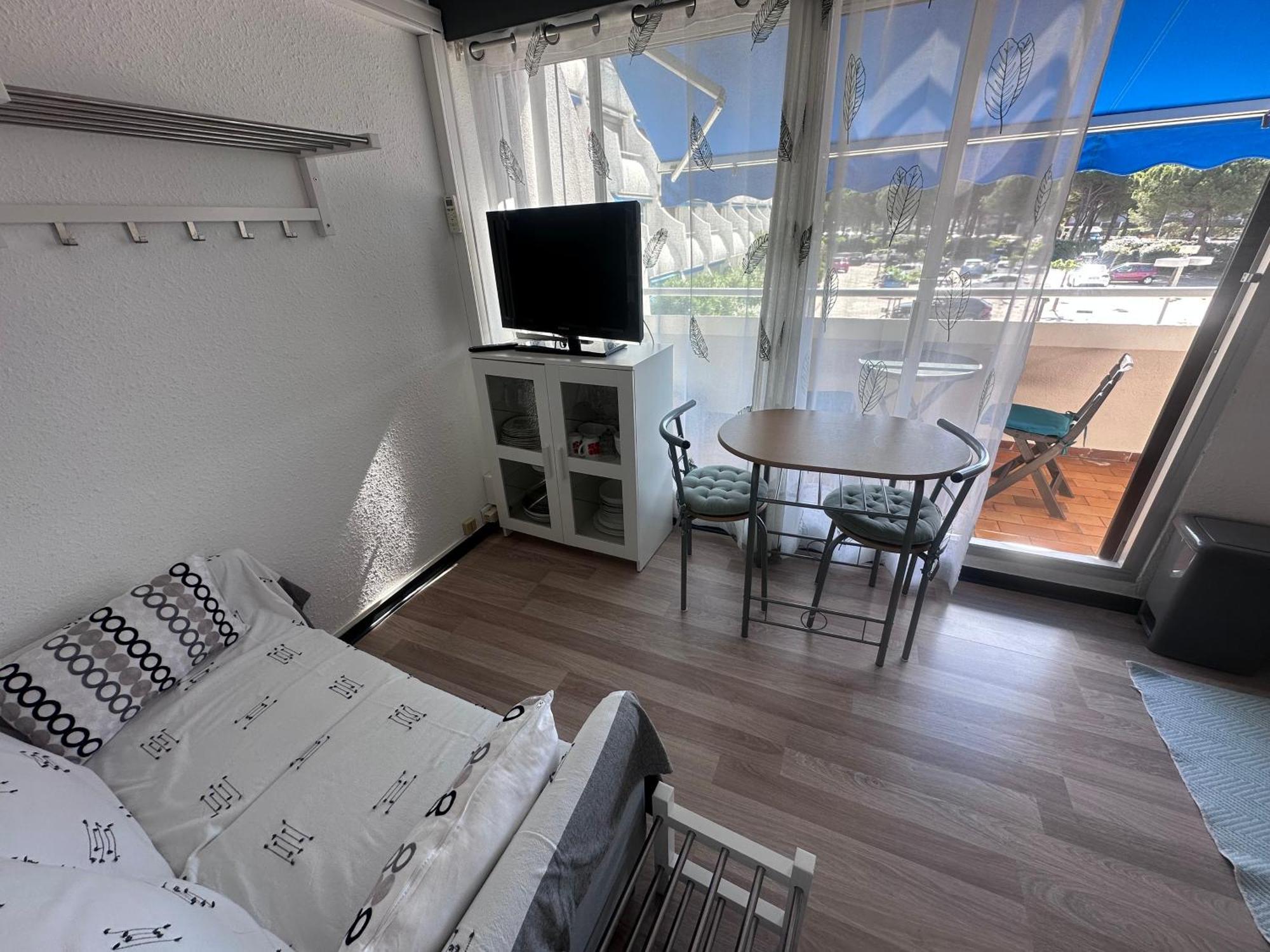 Beau Studio Climatise En Bord De Mer Et Wi-Fi Le Grau-du-Roi Zewnętrze zdjęcie